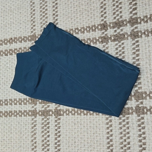 Alphalete Amplify Gravity Leggings Color Titan Size Large - Picture 6 of 7